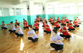 蘭州中專學(xué)校淺析初中畢業(yè)考不上高中學(xué)幼師怎么樣？