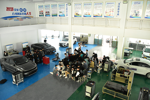 蘭州中專學校新能源汽車專業(yè)好不好？
