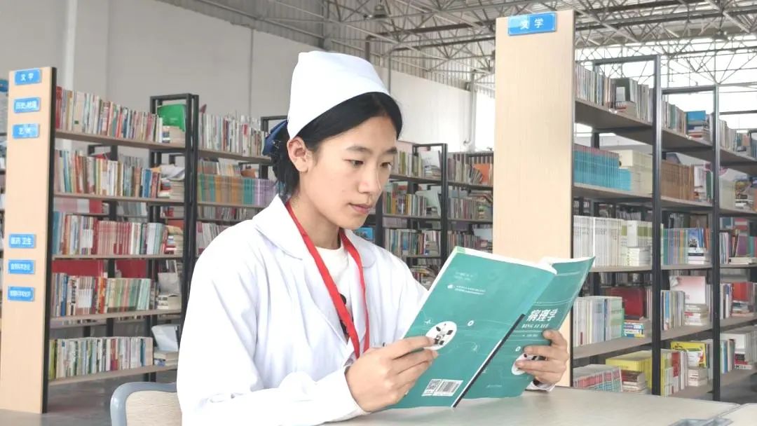 青衿之志 履踐致遠 | 學習之星：李維薇